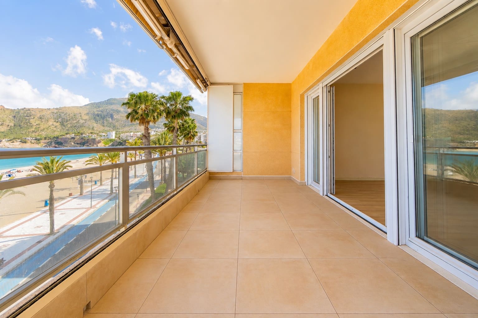 2 soveværelse Lejlighed til salg i Albir - € 535.000 (Ref: 9849001)