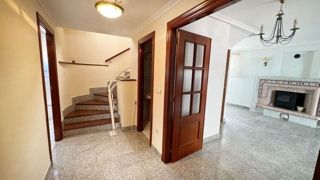 4 makuuhuone Huvila myytävänä paikassa Albir, Alfaz del Pi / L'Alfàs del Pi mukana 
autotalli - 425 000 € (Ref: 9864039)