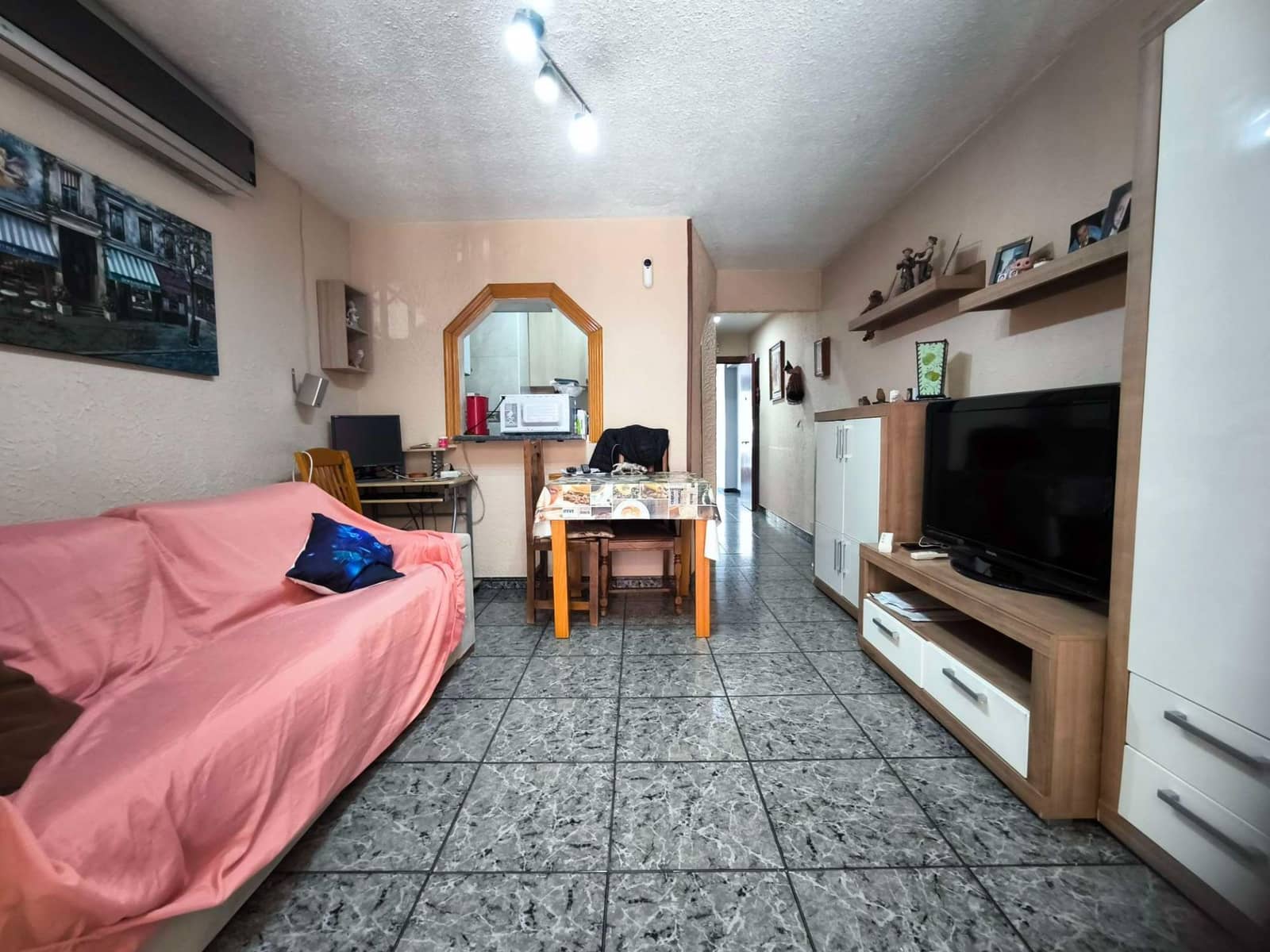 Studio te koop in Benidorm met zwembad garage - € 135.000 (Ref: 9866474)