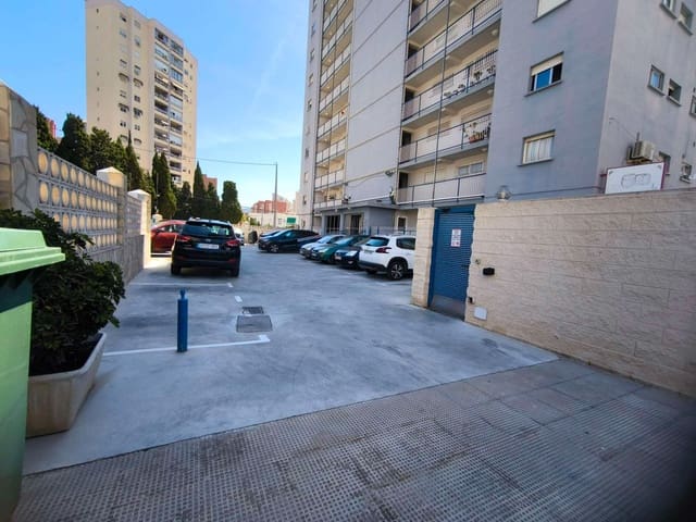 Studio te koop in Benidorm met zwembad garage - € 135.000 (Ref: 9866474)