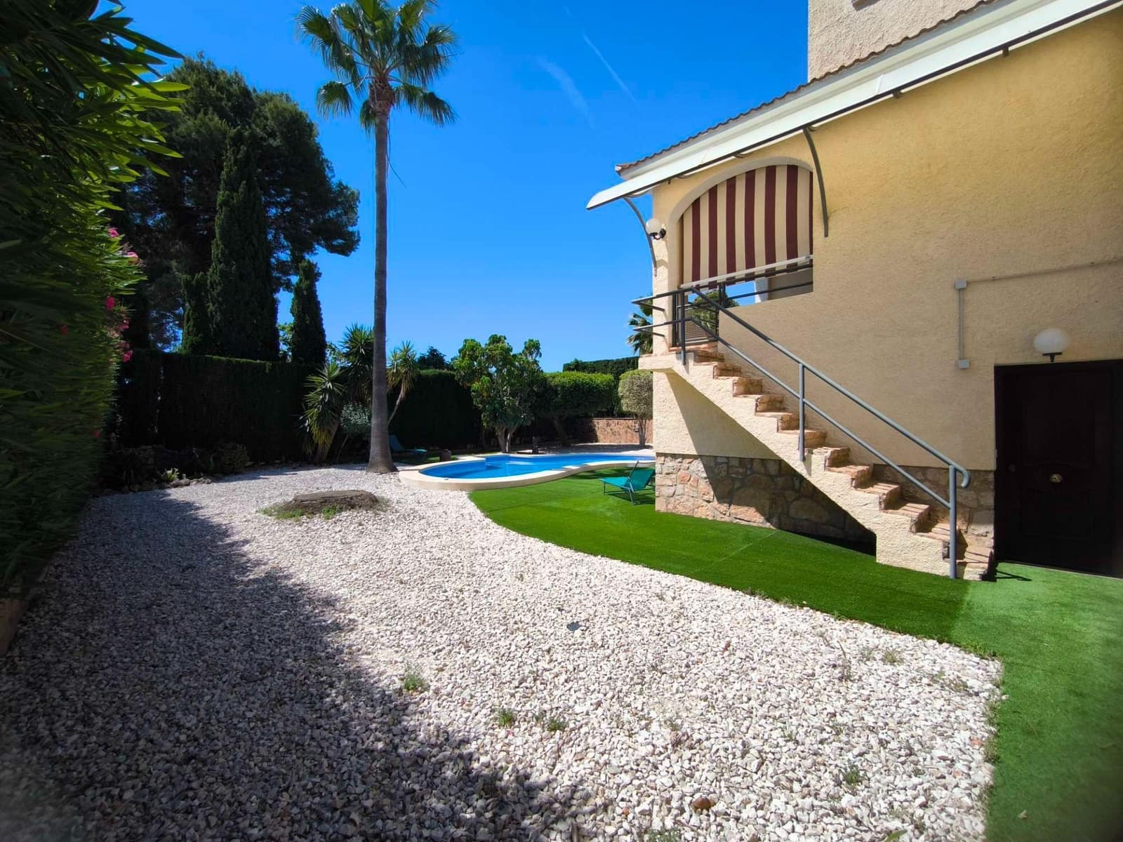 5 quarto Moradia para venda em Benidorm com piscina garagem - 895 000 € (Ref: 9866476)