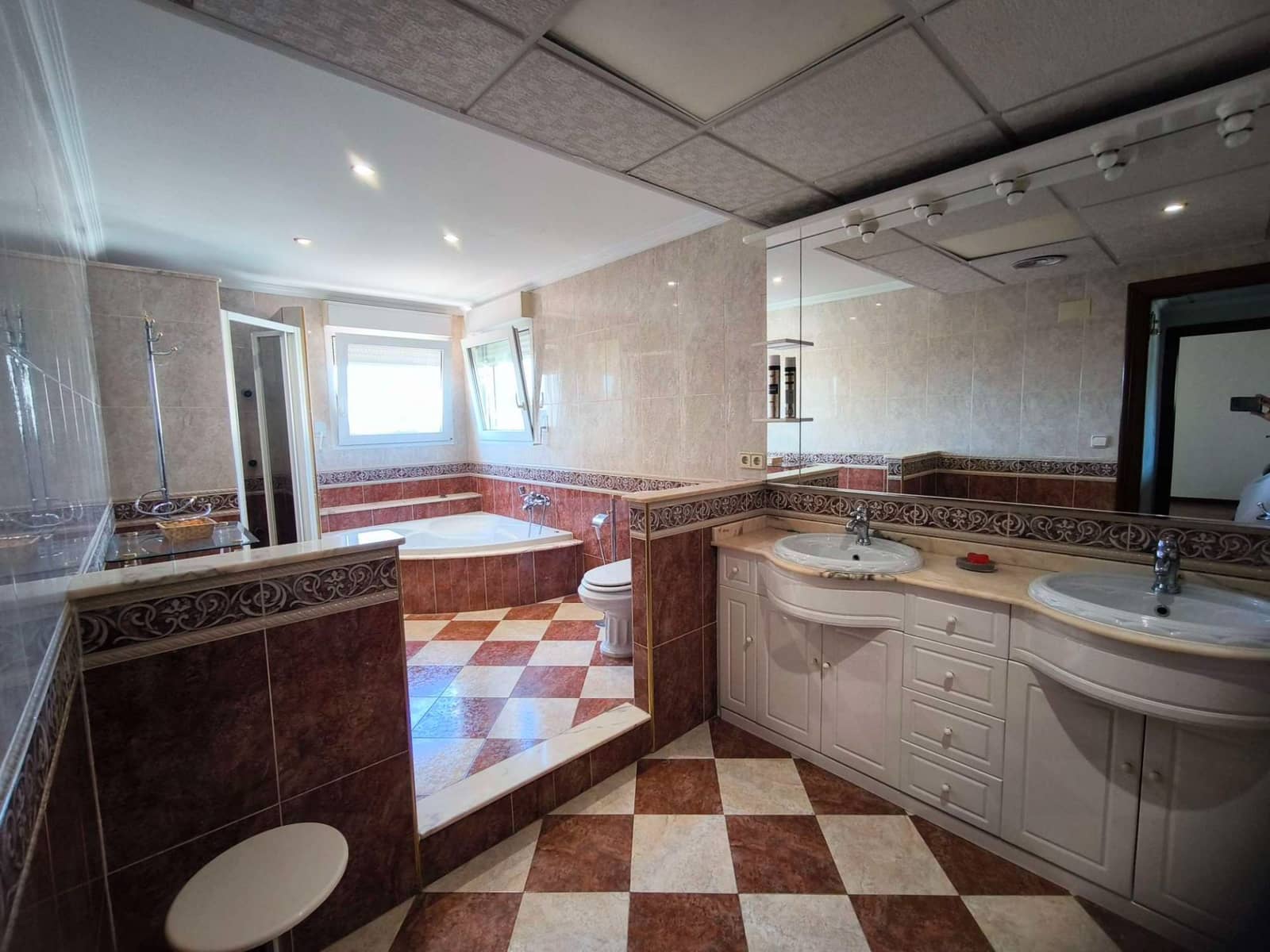 5 quarto Moradia para venda em Benidorm com piscina garagem - 895 000 € (Ref: 9866476)