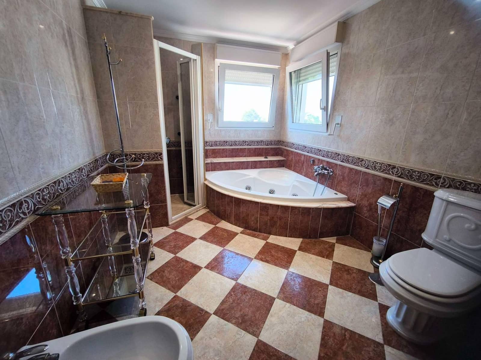 5 quarto Moradia para venda em Benidorm com piscina garagem - 895 000 € (Ref: 9866476)