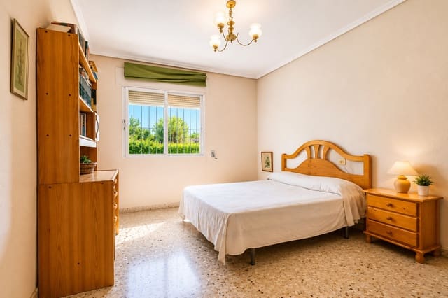 4 soveværelse Villa til salg i Benidorm med garage - € 790.000 (Ref: 9921686)