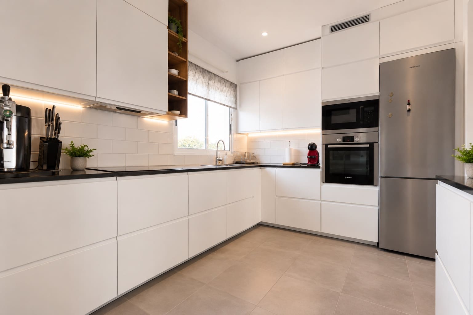 5 chambre Villa/Maison à vendre à La Nucia avec piscine garage - 595 000 € (Ref: 9935509)