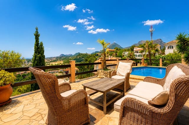 3 soverom Villa til salgs i Alfaz del Pi / L'Alfàs del Pi med svømmebasseng garasje - € 1 295 000 (Ref: 9961990)