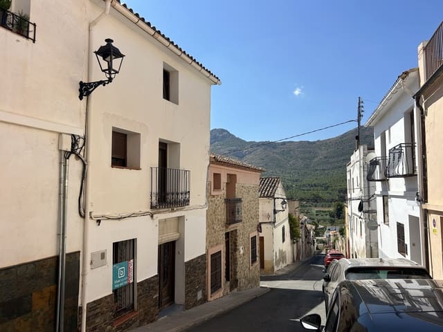 6 bedroom Townhouse for sale in Parcent - € 375,000 (Ref: 10003790)