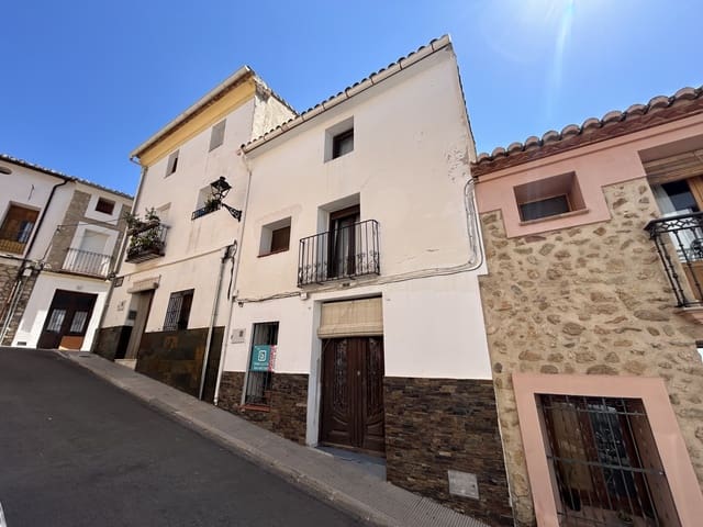 6 bedroom Townhouse for sale in Parcent - € 375,000 (Ref: 10003790)