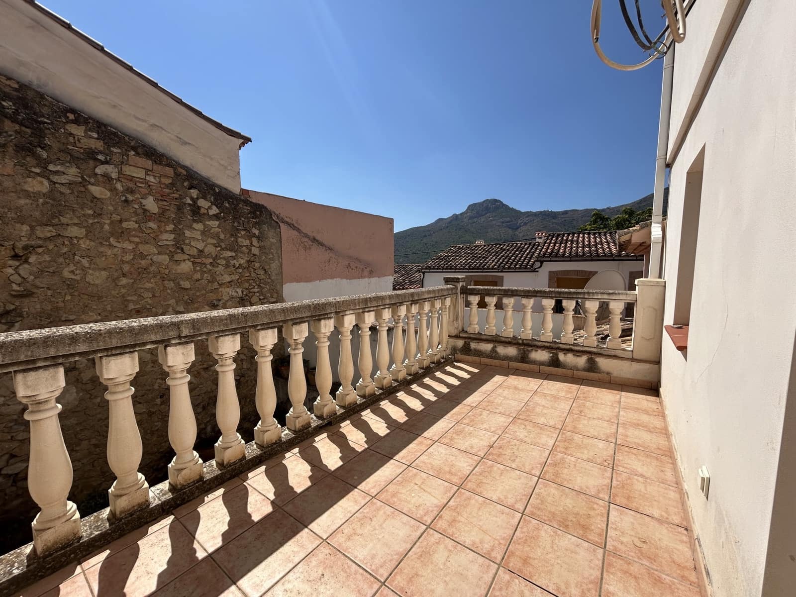 6 bedroom Townhouse for sale in Parcent - € 375,000 (Ref: 10003790)