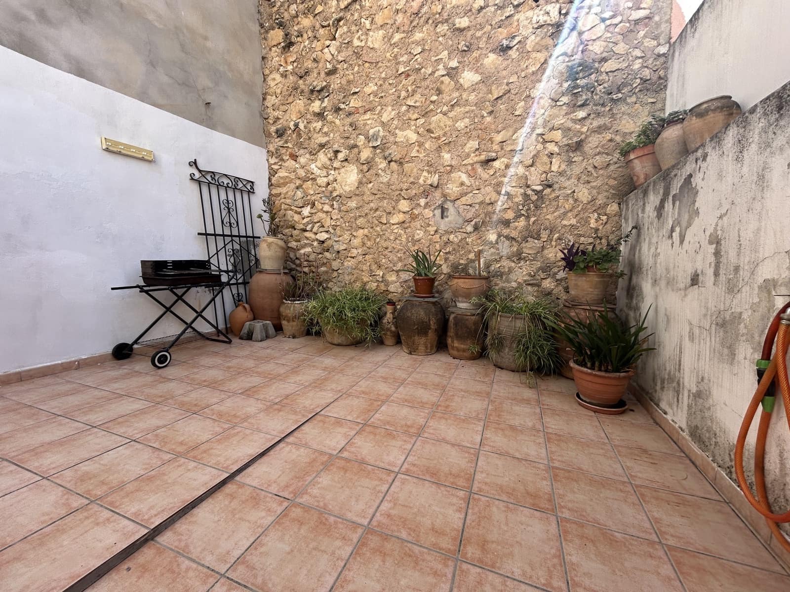 6 bedroom Townhouse for sale in Parcent - € 375,000 (Ref: 10003790)