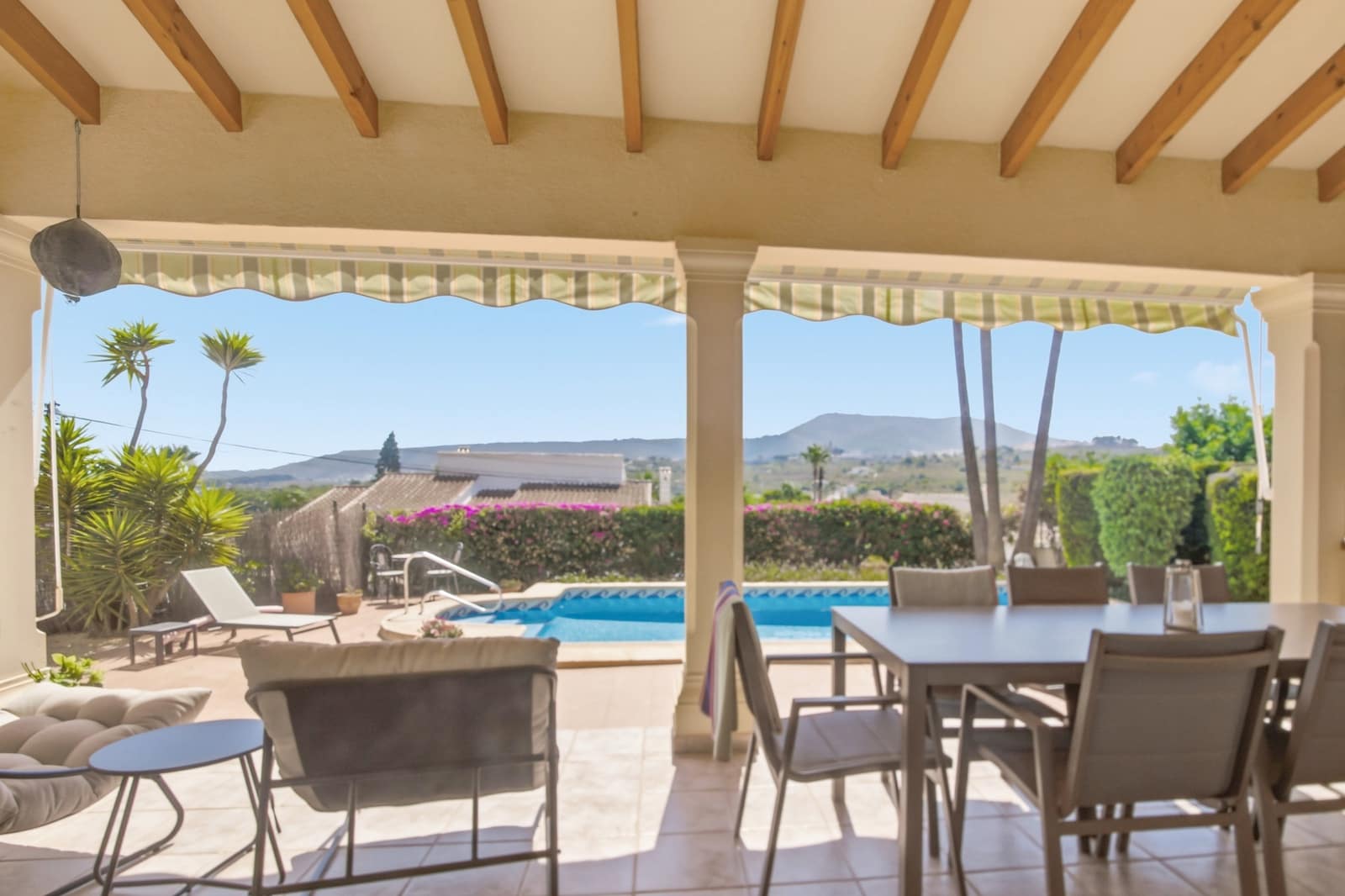 3 soveværelse Villa til salg i Benitachell / Benitatxell med swimmingpool - € 625.000 (Ref: 10003791)