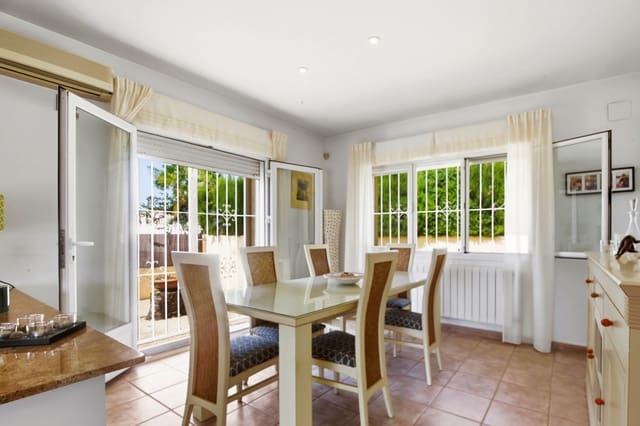 3 soveværelse Villa til salg i Benitachell / Benitatxell med swimmingpool - € 625.000 (Ref: 10003791)