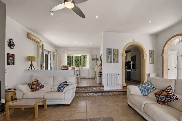 3 sovrum Villa till salu i Benitachell / Benitatxell med pool garage - 625 000 € (Ref: 10003791)