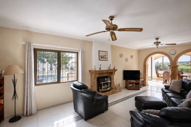 3 sovrum Villa till salu i Casco Urbano, Teulada-Moraira med pool - 620 000 € (Ref: 10008867)