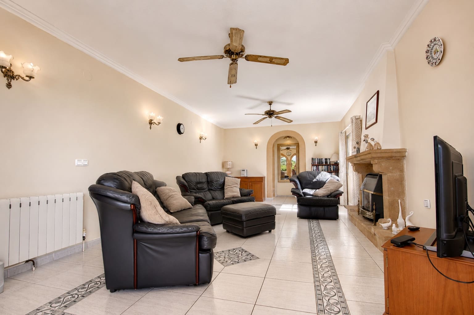 3 sovrum Villa till salu i Moraira med pool - 620 000 € (Ref: 10008867)