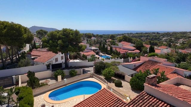 3 sovrum Villa till salu i Casco Urbano, Teulada-Moraira med pool - 620 000 € (Ref: 10008867)