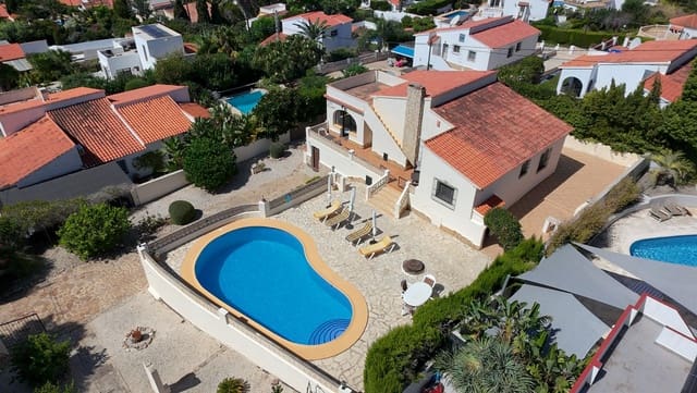 3 sovrum Villa till salu i Casco Urbano, Teulada-Moraira med pool - 620 000 € (Ref: 10008867)