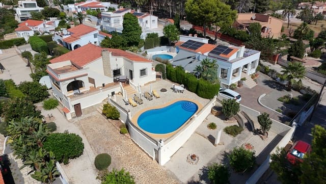 3 sovrum Villa till salu i Casco Urbano, Teulada-Moraira med pool - 620 000 € (Ref: 10008867)