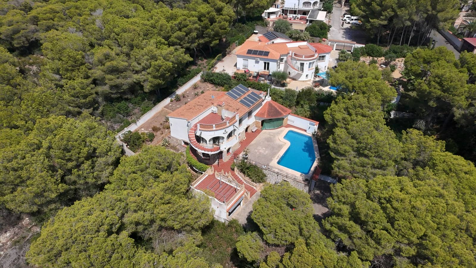3 soveværelse Villa til salg i Javea / Xabia med swimmingpool - € 695.000 (Ref: 10008868)