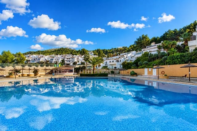 1 bedroom Apartment for sale in Casco Urbano, Teulada-Moraira with pool - € 199,995 (Ref: 10008869)