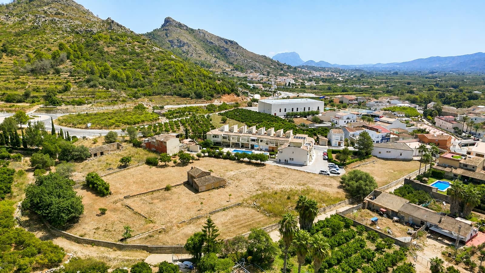 Building Plot for sale in Rafol de Almunia - € 220,000 (Ref: 10011204)