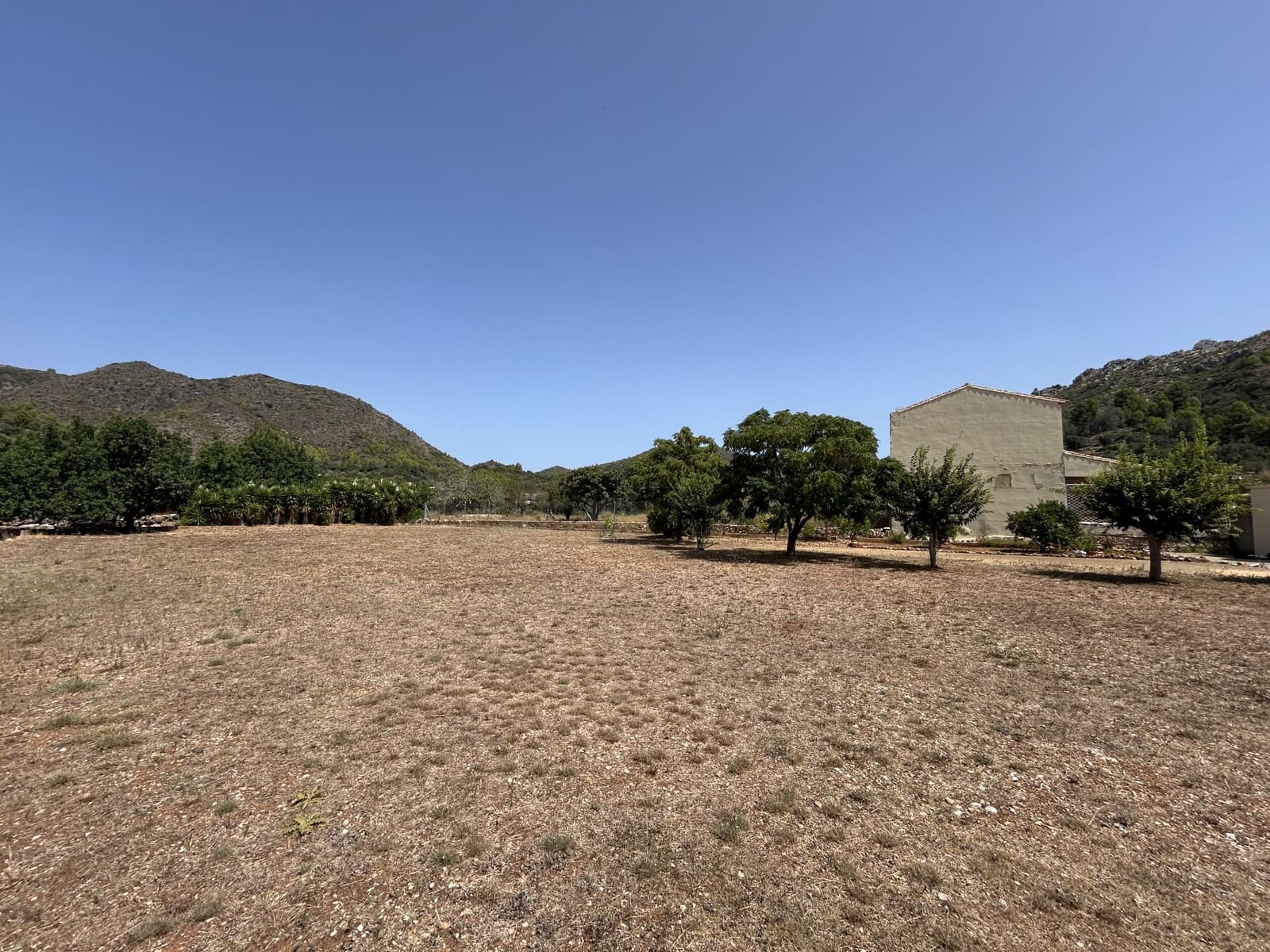 Building Plot for sale in Rafol de Almunia - € 220,000 (Ref: 10011204)