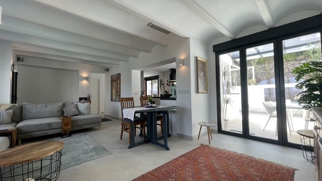 3 chambre Villa/Maison à vendre à Benidoleig avec piscine - 375 000 € (Ref: 10022226)