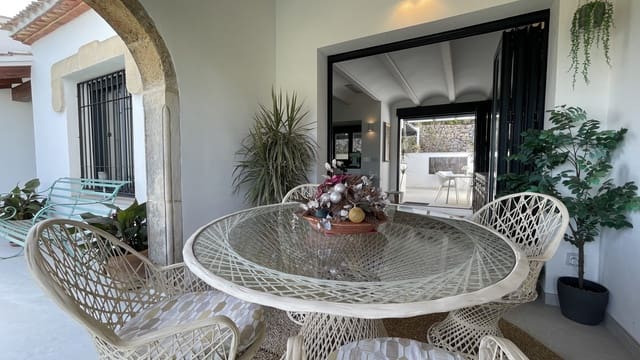 3 chambre Villa/Maison à vendre à Benidoleig avec piscine - 375 000 € (Ref: 10022226)