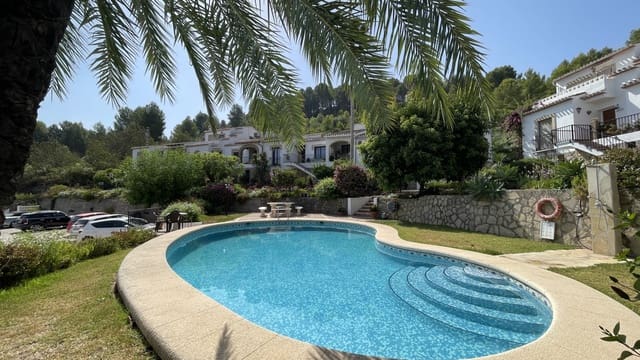 3 chambre Villa/Maison à vendre à Benidoleig avec piscine - 375 000 € (Ref: 10022226)