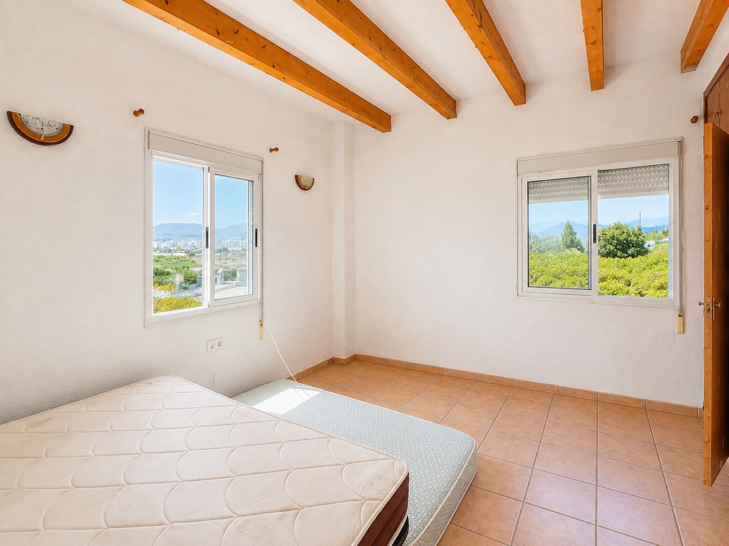 4 sovrum Finca/Hus på landet till salu i Oliva med pool - 315 000 € (Ref: 10022230)