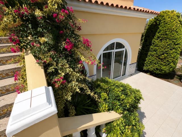 4 bedroom Finca/Country House for sale in Oliva Pueblo, Oliva with pool - € 315,000 (Ref: 10022230)