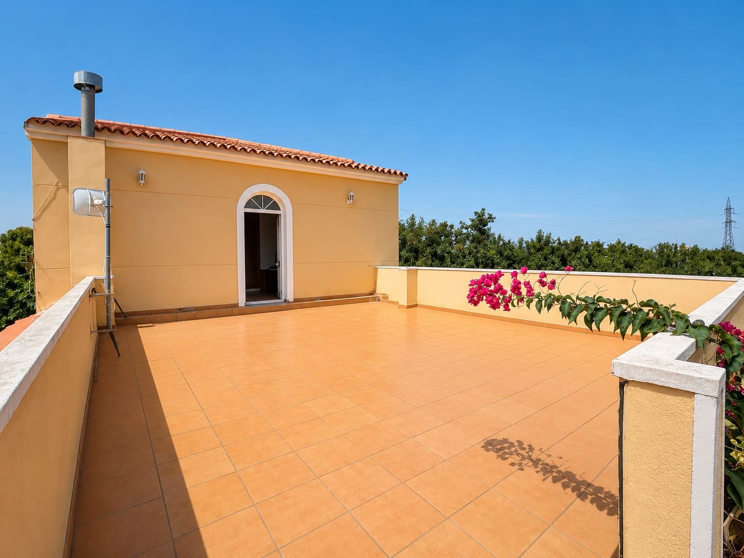 4 sovrum Finca/Hus på landet till salu i Oliva med pool - 315 000 € (Ref: 10022230)