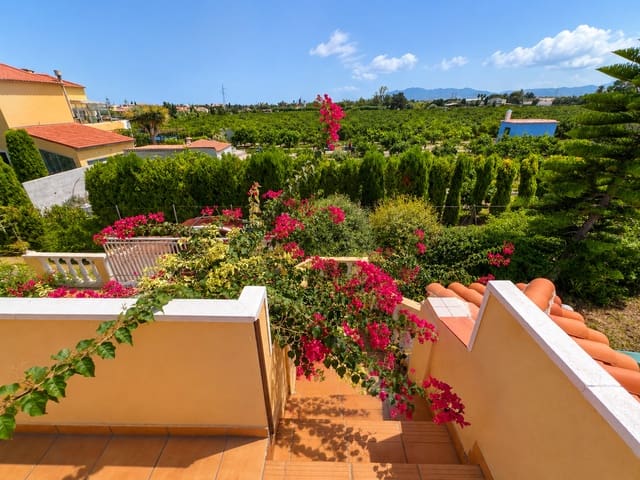 4 bedroom Finca/Country House for sale in Oliva Pueblo, Oliva with pool - € 315,000 (Ref: 10022230)