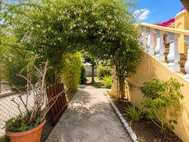 4 bedroom Finca/Country House for sale in Oliva Pueblo, Oliva with pool - € 315,000 (Ref: 10022230)