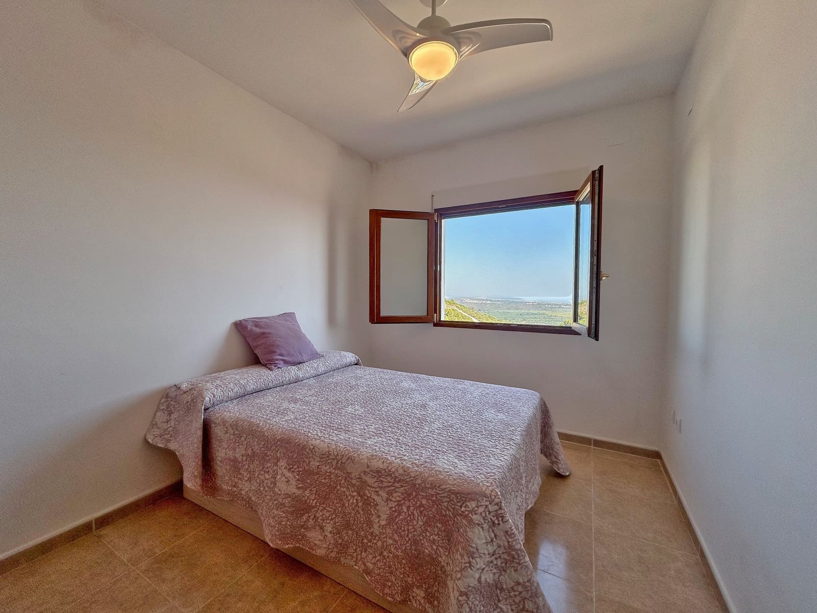 3 Zimmer Haus zu verkaufen in Rafol de Almunia mit Pool - 221.000 € (Ref: 10023832)