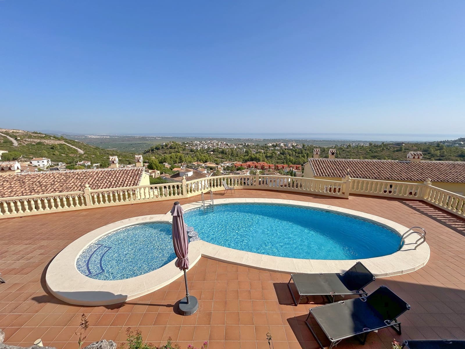 3 Zimmer Haus zu verkaufen in Rafol de Almunia mit Pool - 221.000 € (Ref: 10023832)