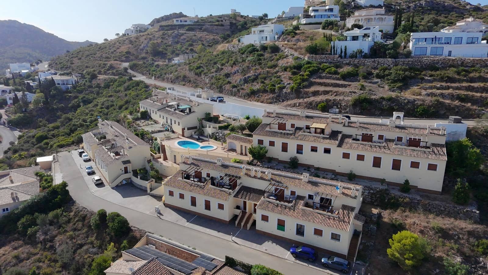 3 bedroom Townhouse for sale in Rafol de Almunia with pool garage - € 232,500 (Ref: 10023832)
