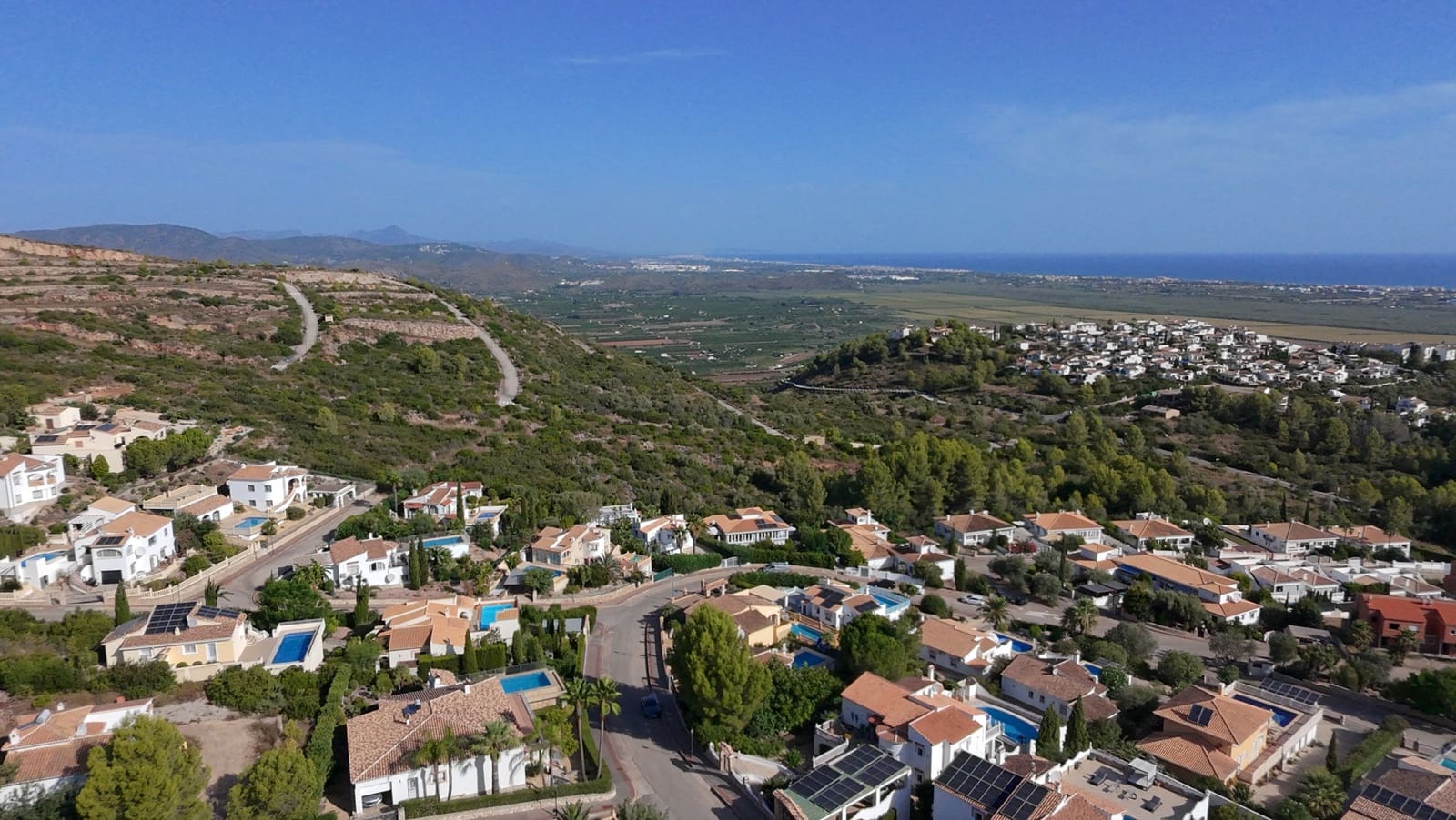 3 bedroom Townhouse for sale in Rafol de Almunia with pool garage - € 232,500 (Ref: 10023832)