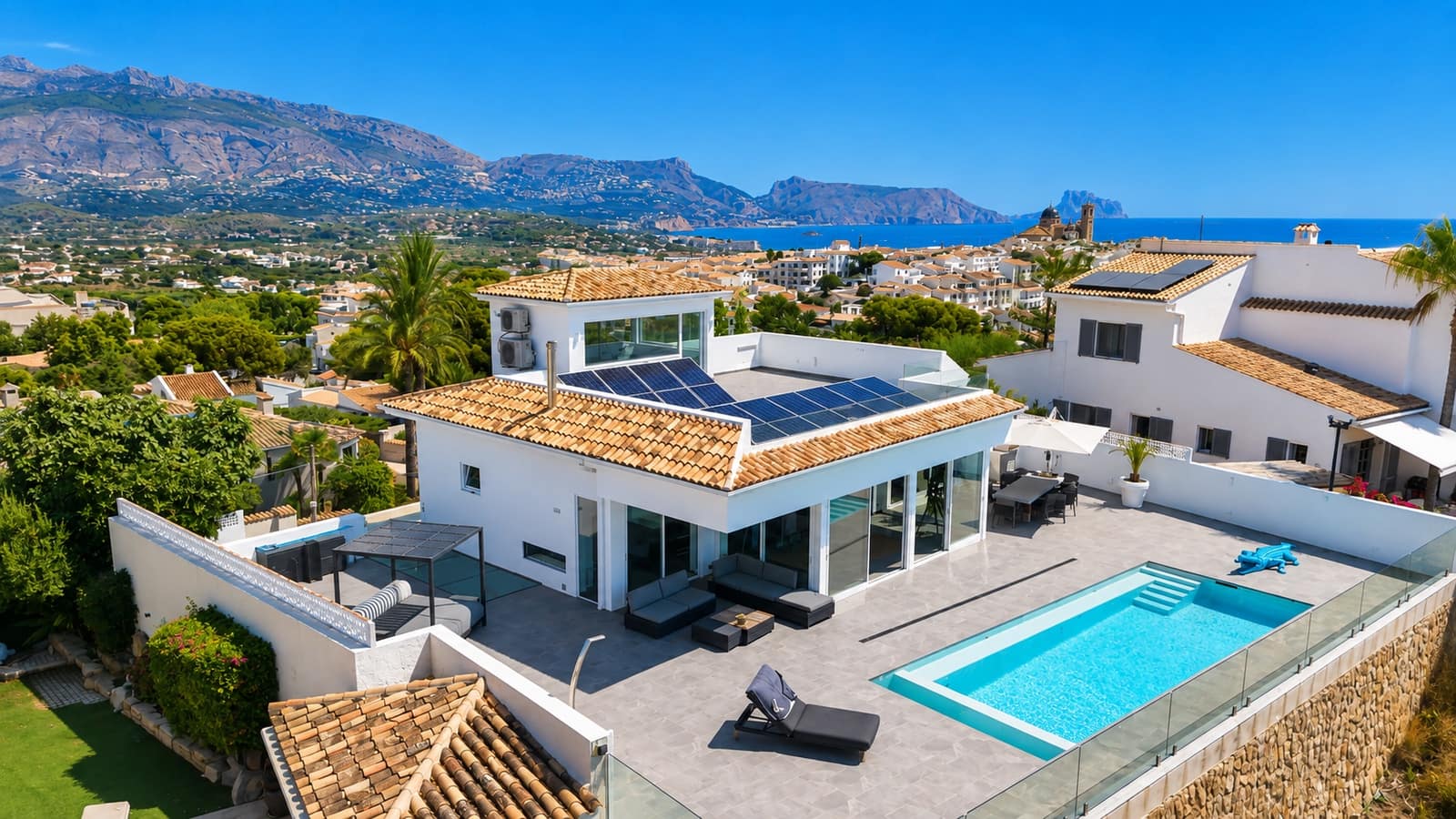 3 chambre Villa/Maison à vendre à Altea avec piscine - 2 675 000 € (Ref: 10030286)