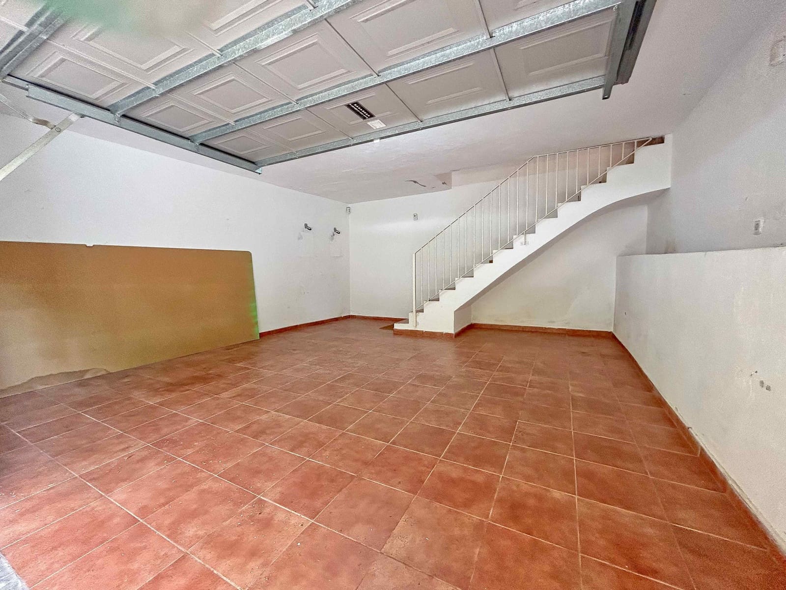 5 soverom Villa til salgs i Orba med svømmebasseng - € 650 000 (Ref: 10031735)