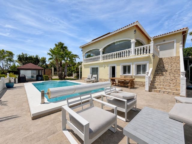 4 camera da letto Villa in vendita in Centro ciudad, Javea / Xàbia con piscina - 995.000 € (Rif: 10033661)