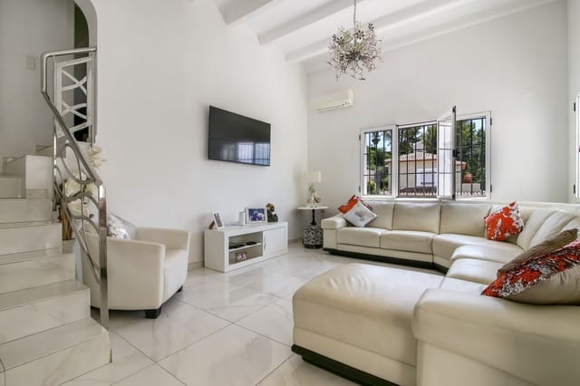 3 chambre Villa/Maison à vendre à Centro ciudad, Javea / Xàbia avec piscine - 1 125 000 € (Ref: 10037178)
