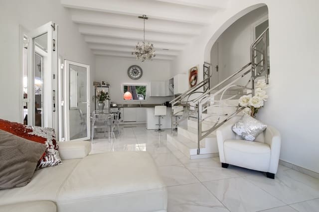 3 chambre Villa/Maison à vendre à Centro ciudad, Javea / Xàbia avec piscine - 1 125 000 € (Ref: 10037178)