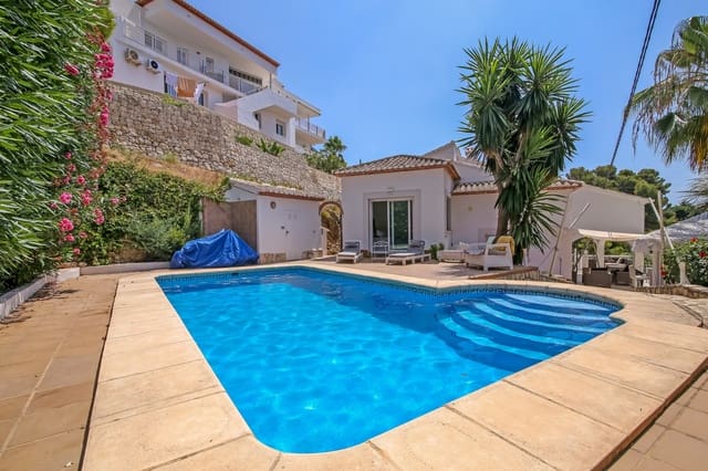 3 chambre Villa/Maison à vendre à Centro ciudad, Javea / Xàbia avec piscine - 1 125 000 € (Ref: 10037178)