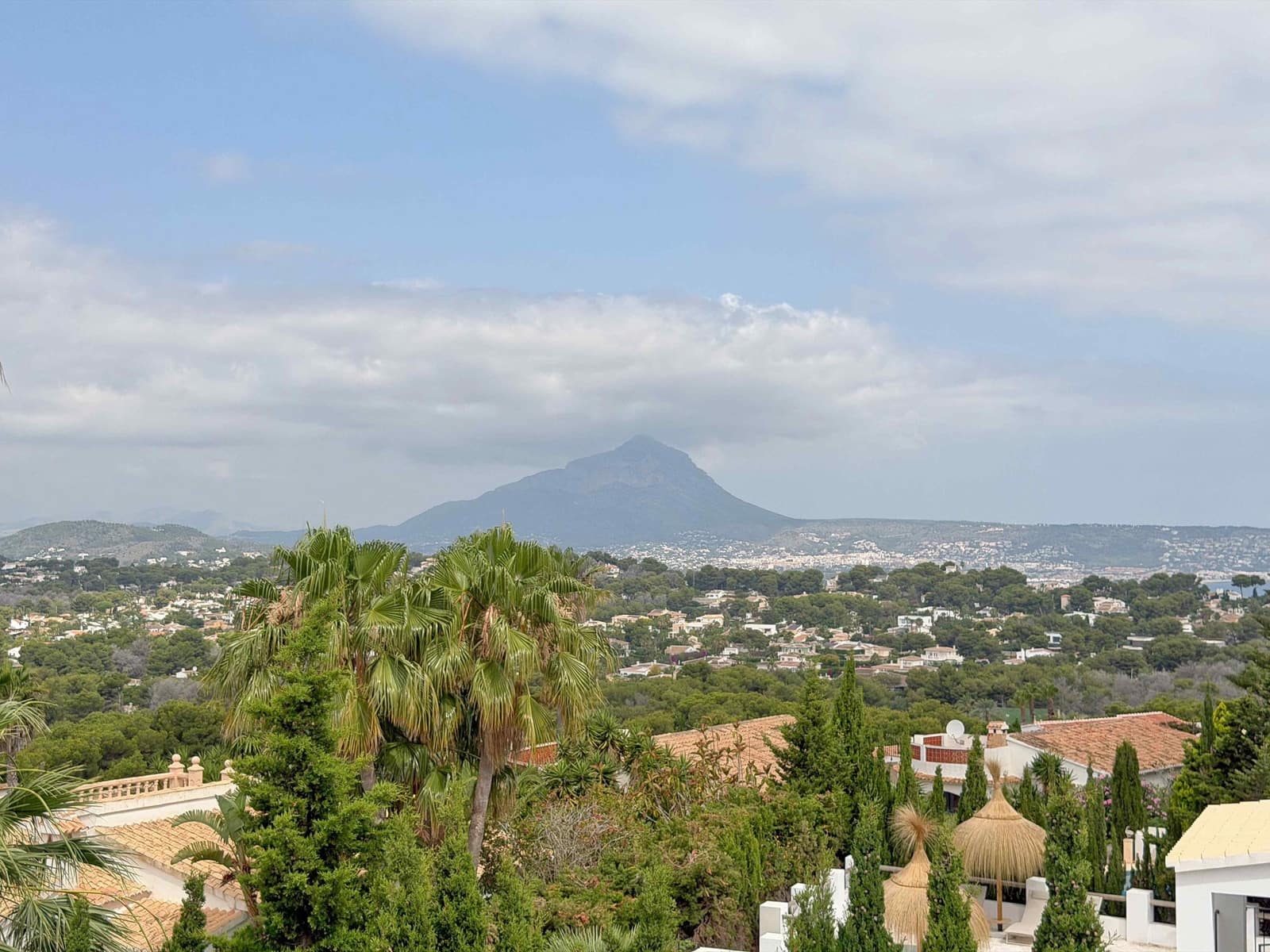 6 sovrum Villa till salu i Javea / Xabia med pool - 1 495 000 € (Ref: 10037179)