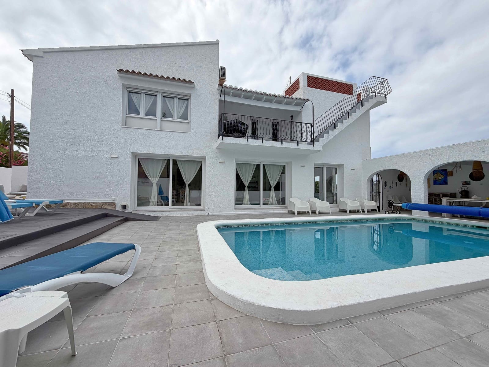 6 sovrum Villa till salu i Javea / Xabia med pool - 1 495 000 € (Ref: 10037179)