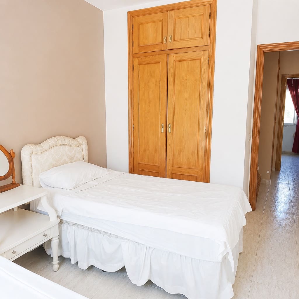 3 bedroom Townhouse for sale in Orba - € 260,000 (Ref: 10037180)