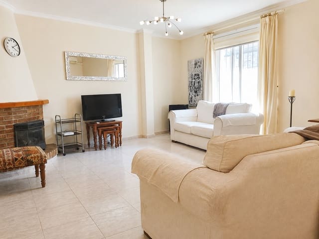 3 chambre Maison de Ville à vendre à Orba - 260 000 € (Ref: 10037180)