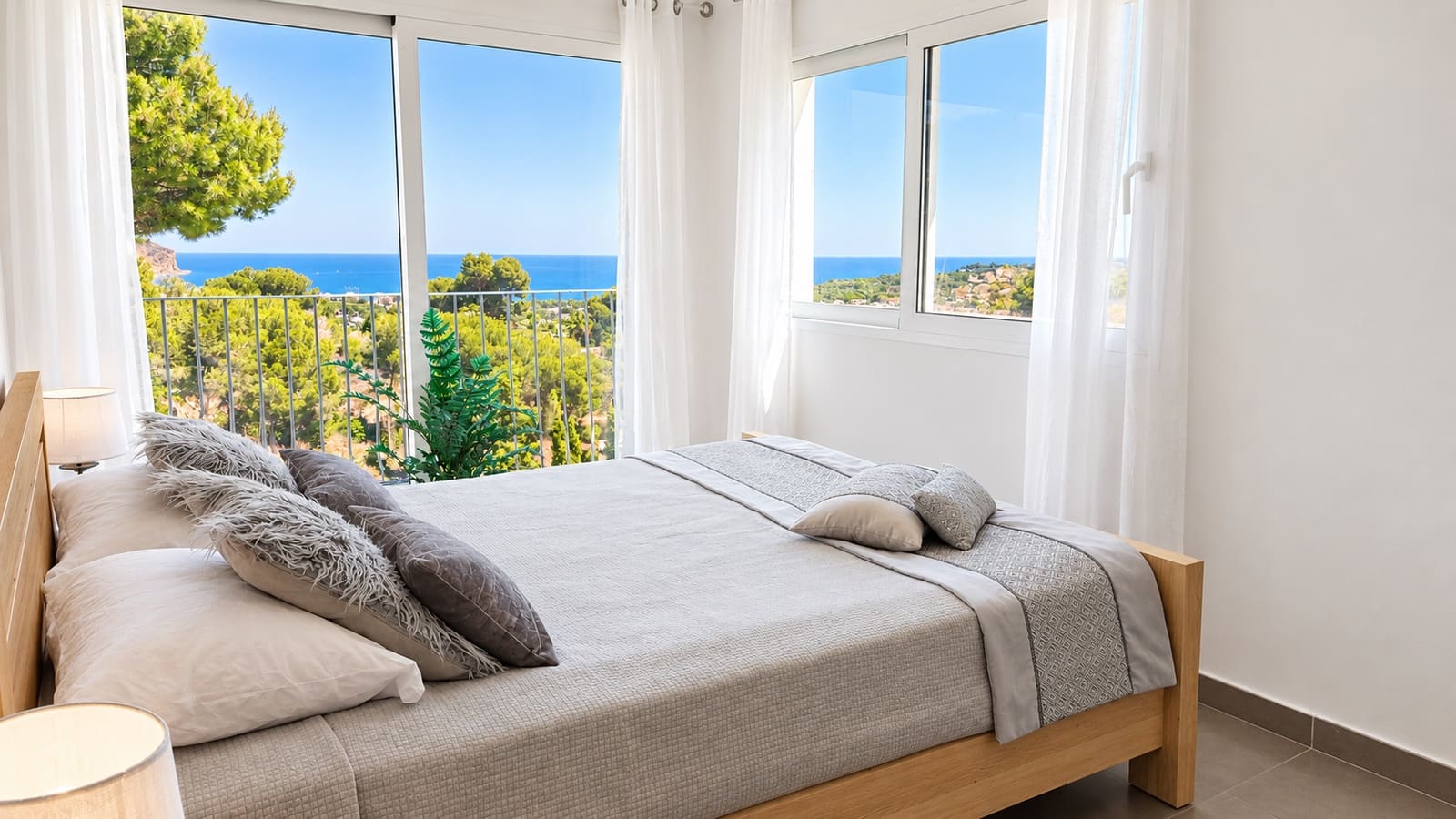 5 soveværelse Villa til salg i Javea / Xabia med swimmingpool garage - € 1.499.000 (Ref: 10044947)