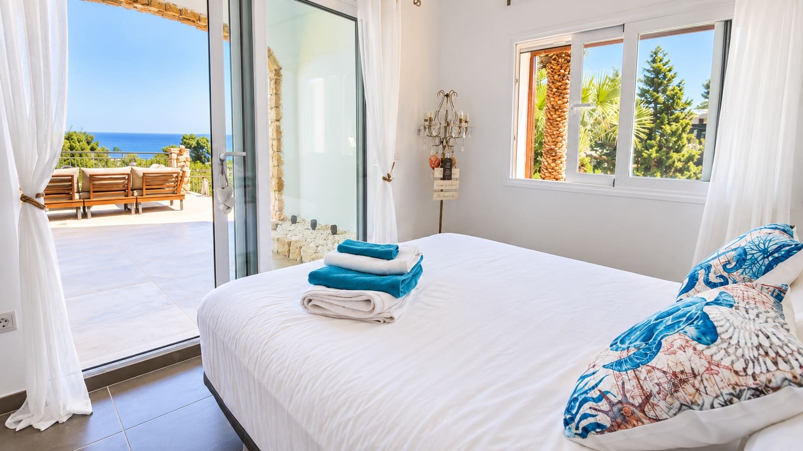 5 soveværelse Villa til salg i Javea / Xabia med swimmingpool garage - € 1.499.000 (Ref: 10044947)
